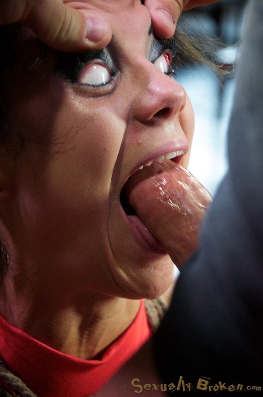 Astonishing big-boobed brunette gives a hot head